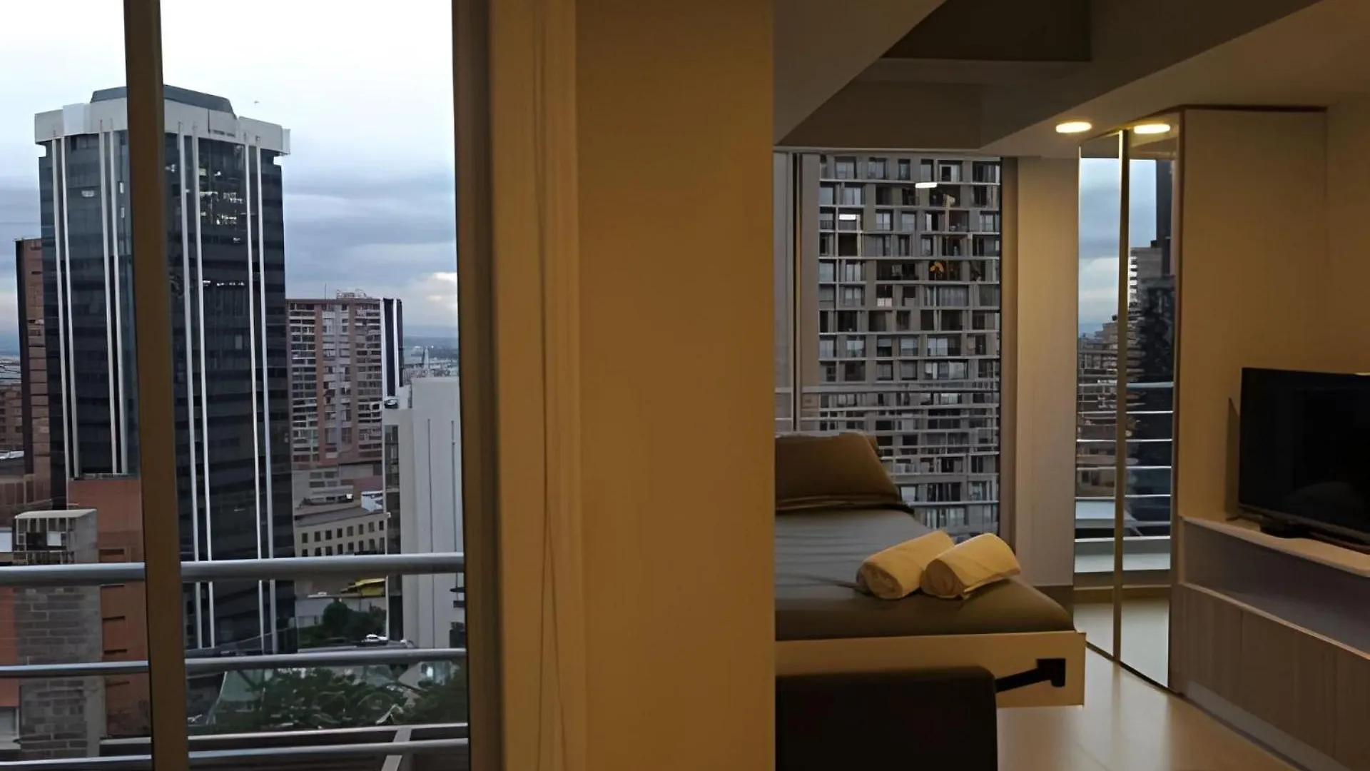 Hermoso Loft Con Balcon Y Hermosa Vista 1028 Bogotá Colombie