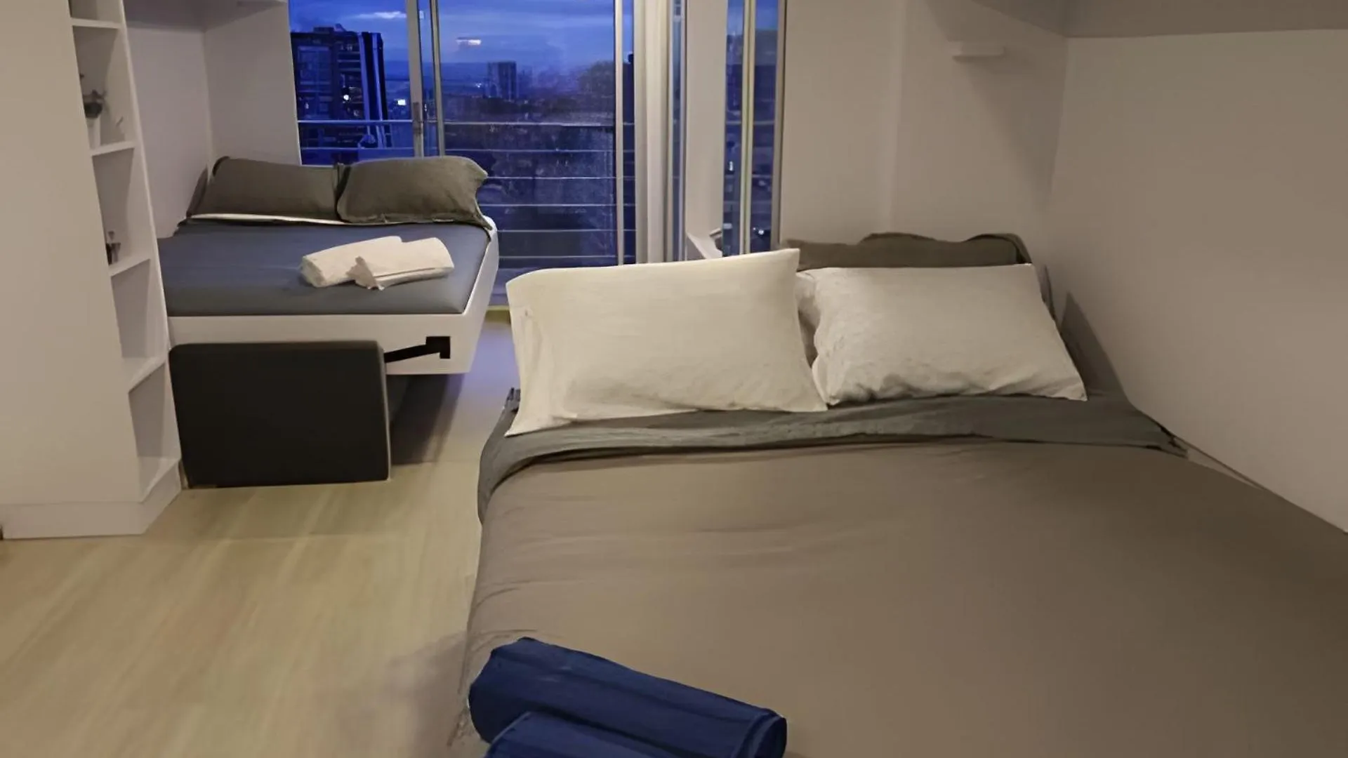 Hermoso Loft Con Balcon Y Hermosa Vista 1028 Bogotá 0*,  Colombie
